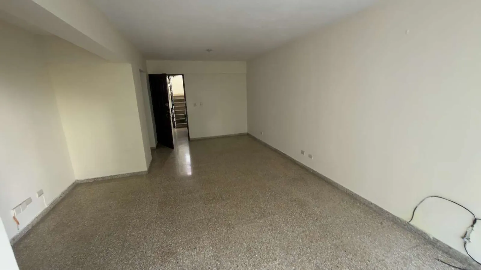Classic 2-bedroom apartment, photo 11