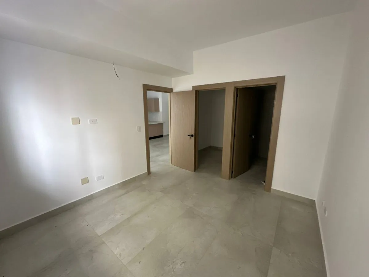 Apartamento de 1 habitación en Evaristo Morales, foto 8