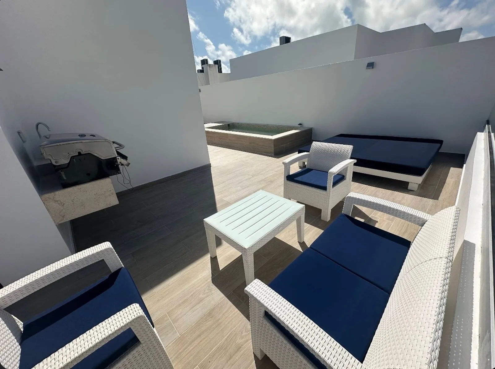 Penthouses steps from the beach with private pool, photo 4