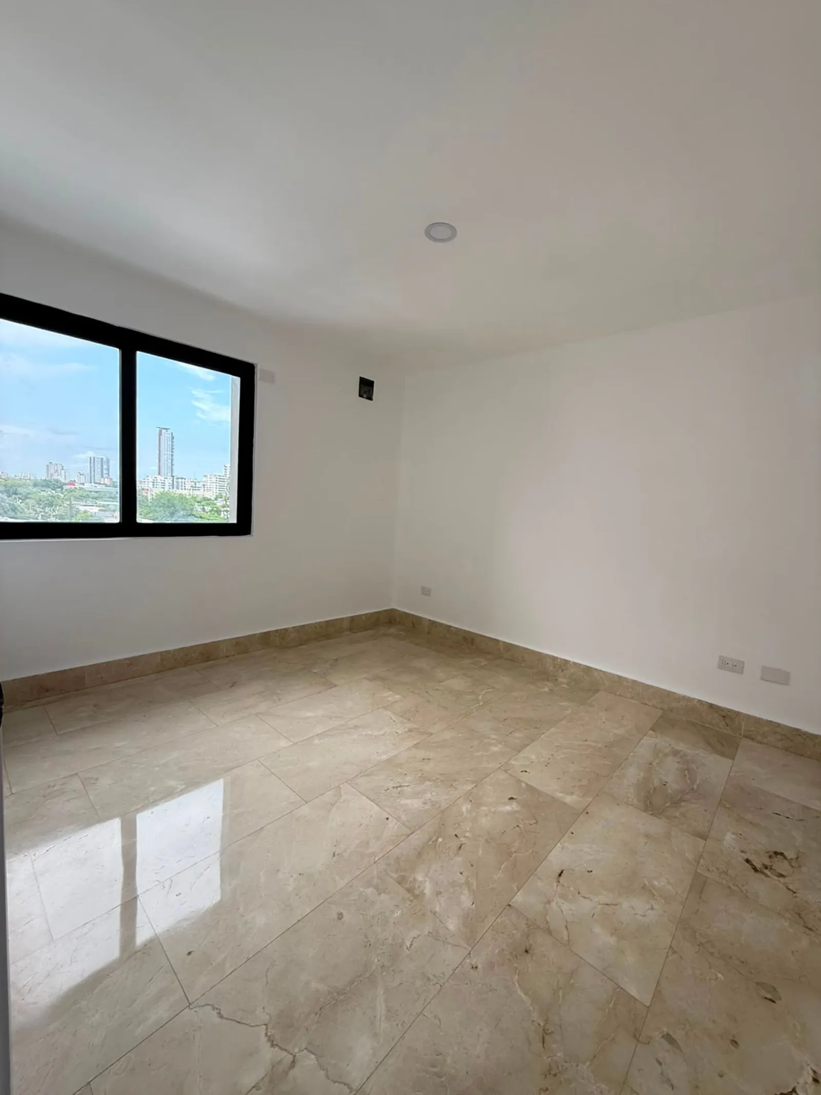 Vendesi appartamento con 3 camere a Mirador Sur, foto 15