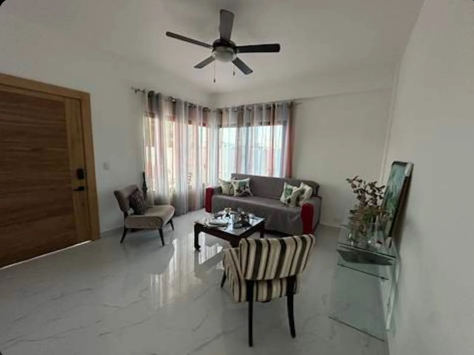 Spacious 4 BR Villa in a Gated Community, photo 5