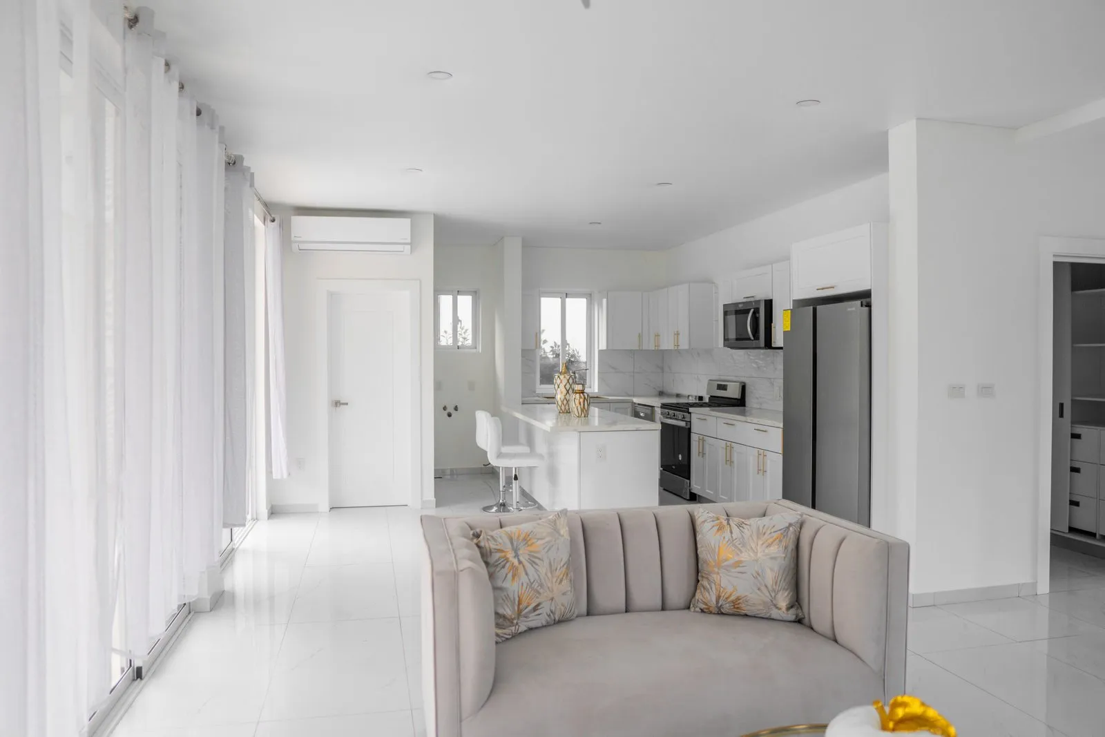 Descubre Villa Málaga: Elegancia y Confort en Perla Marina, a Pocos Pasos de la Playa, foto 6