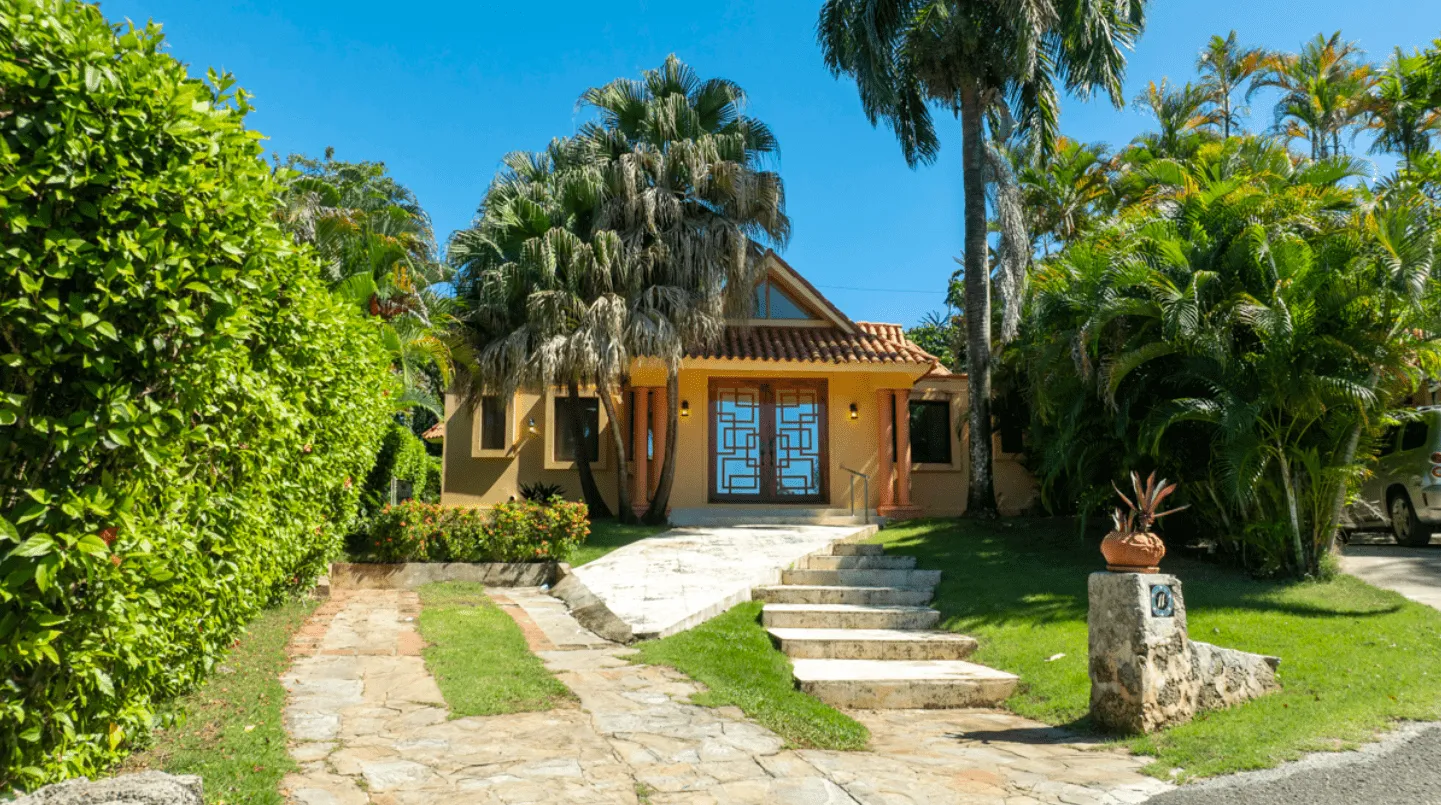 Exclusive Villa in High-Prestige Community – North Coast DR, main photo