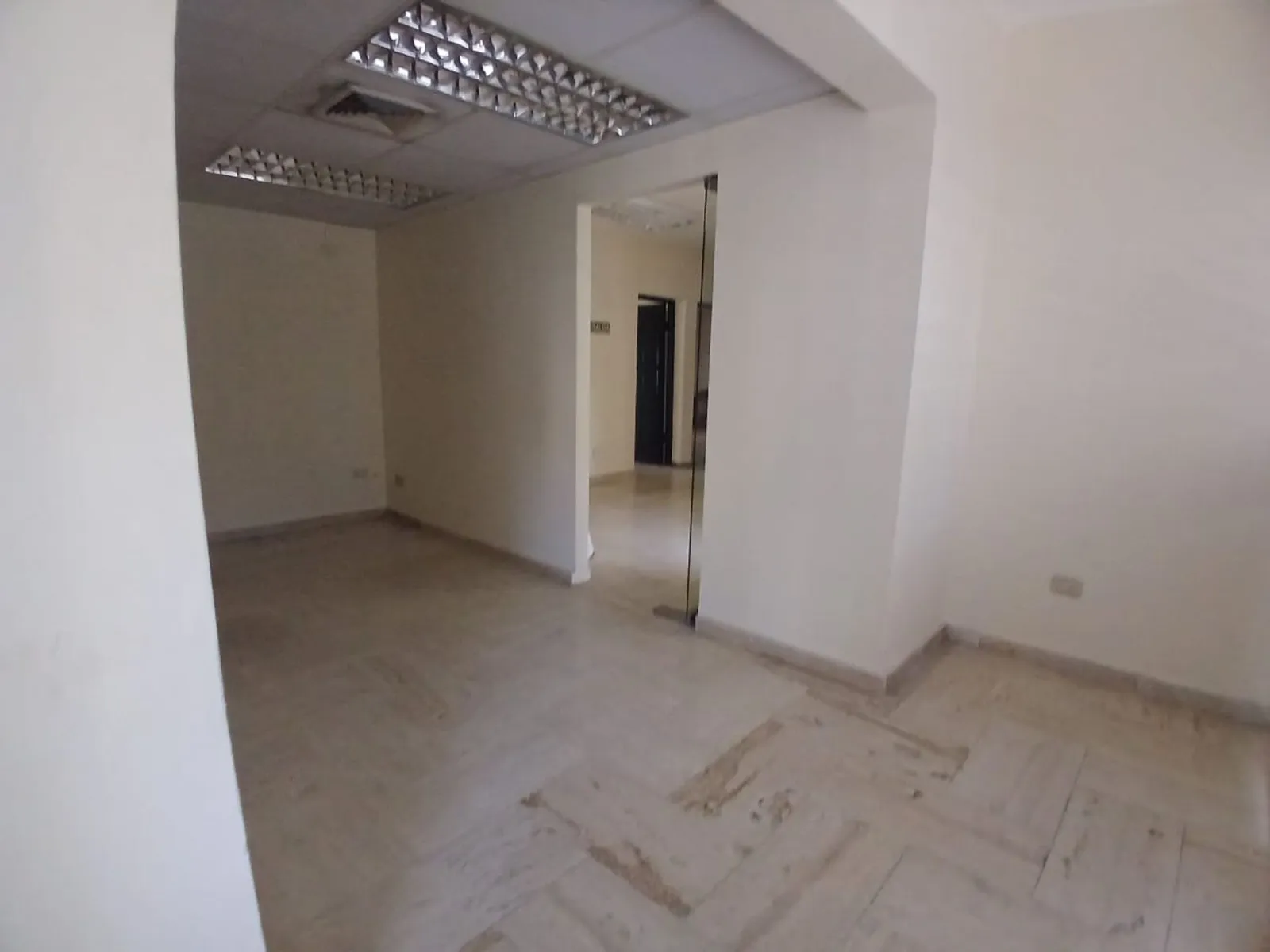 LOCAL COMMERCIAL EN VENTE 151 M² EVARISTO MORALES, photo 3