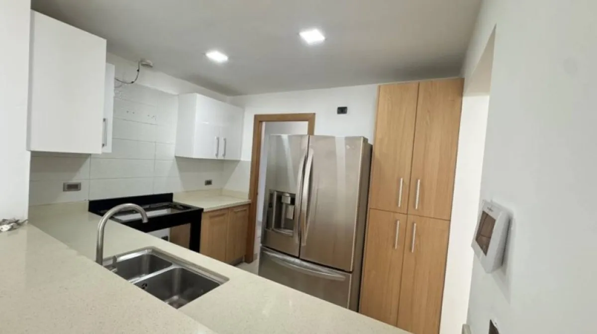 Apartment for sale in Bella Vista, Santo Domingo, photo 2