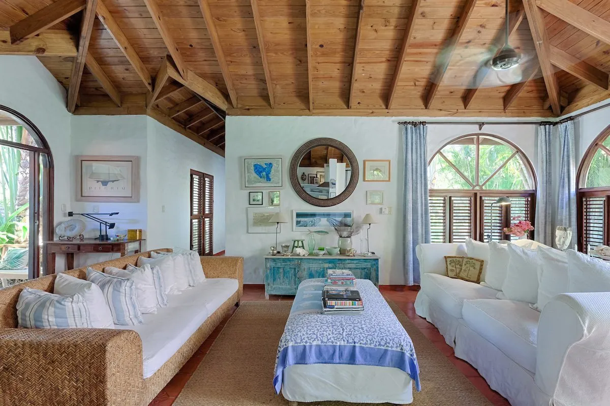 Villa Coralina: Caribbean Charm with Ocean Views in Sea Horse Ranch, main photo