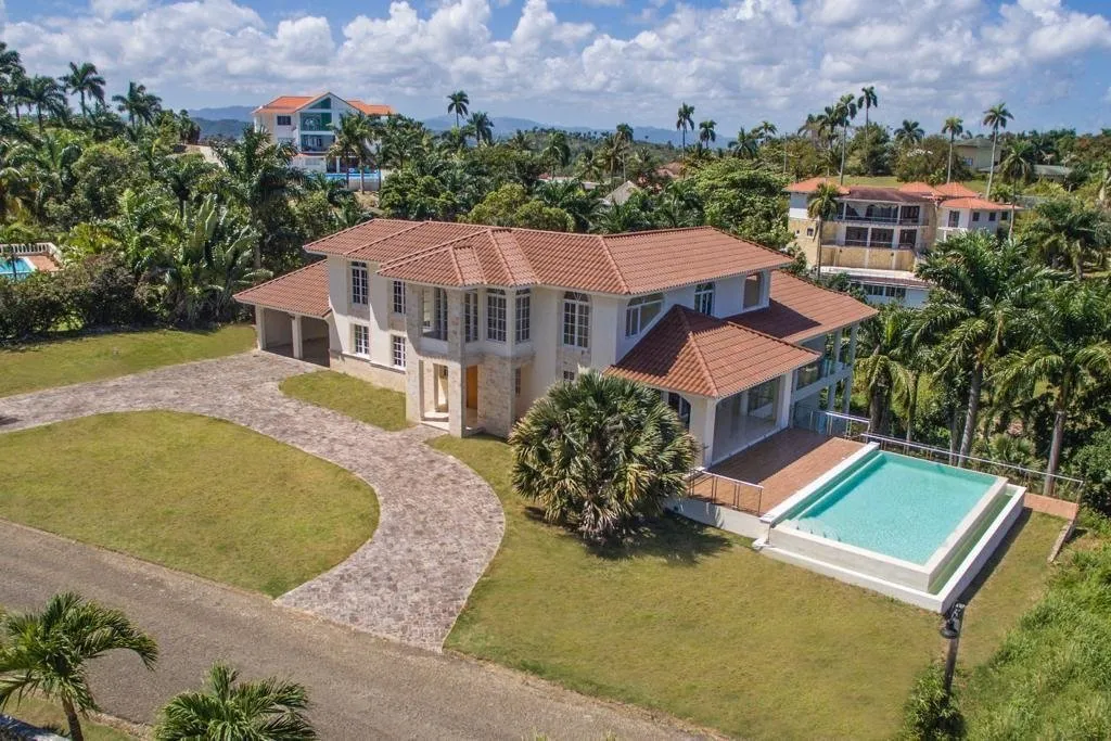 Luxury Ocean View Mansion for Sale in Sosúa, photo principale