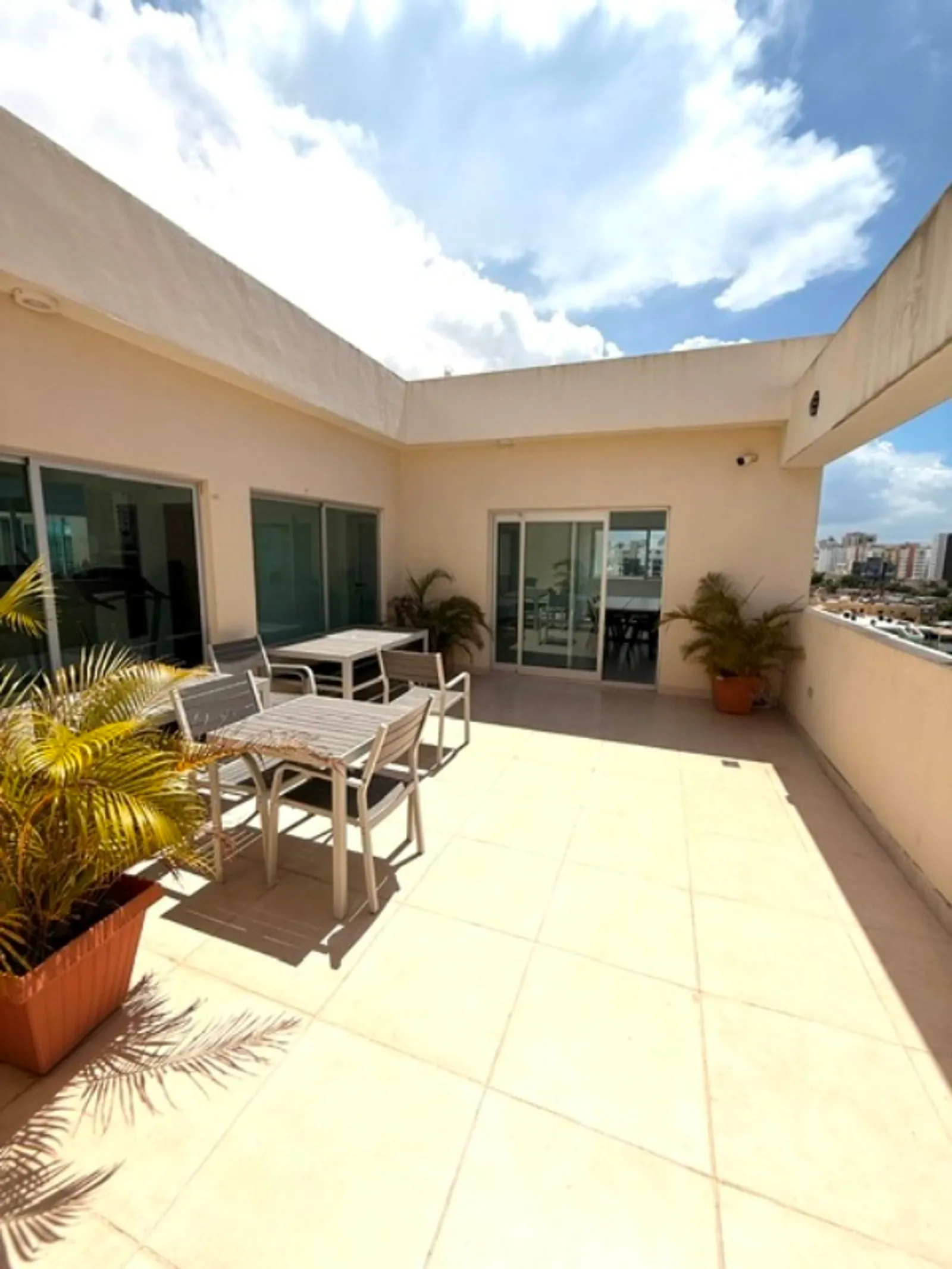 Soraida Tower, photo 11