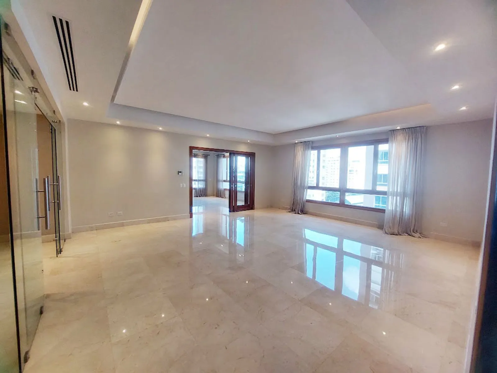 Exclusivo Apartamento en Piantini, foto principal