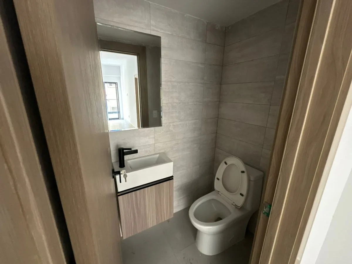 Apartamento de 1 habitación en Evaristo Morales, foto 10
