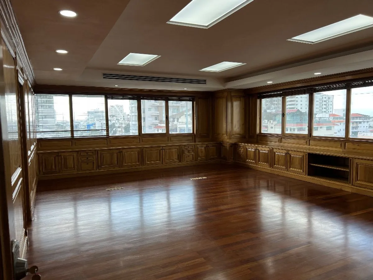 Büro in Ensanche Serralles, Av. Abraham Lincon, Hauptfoto