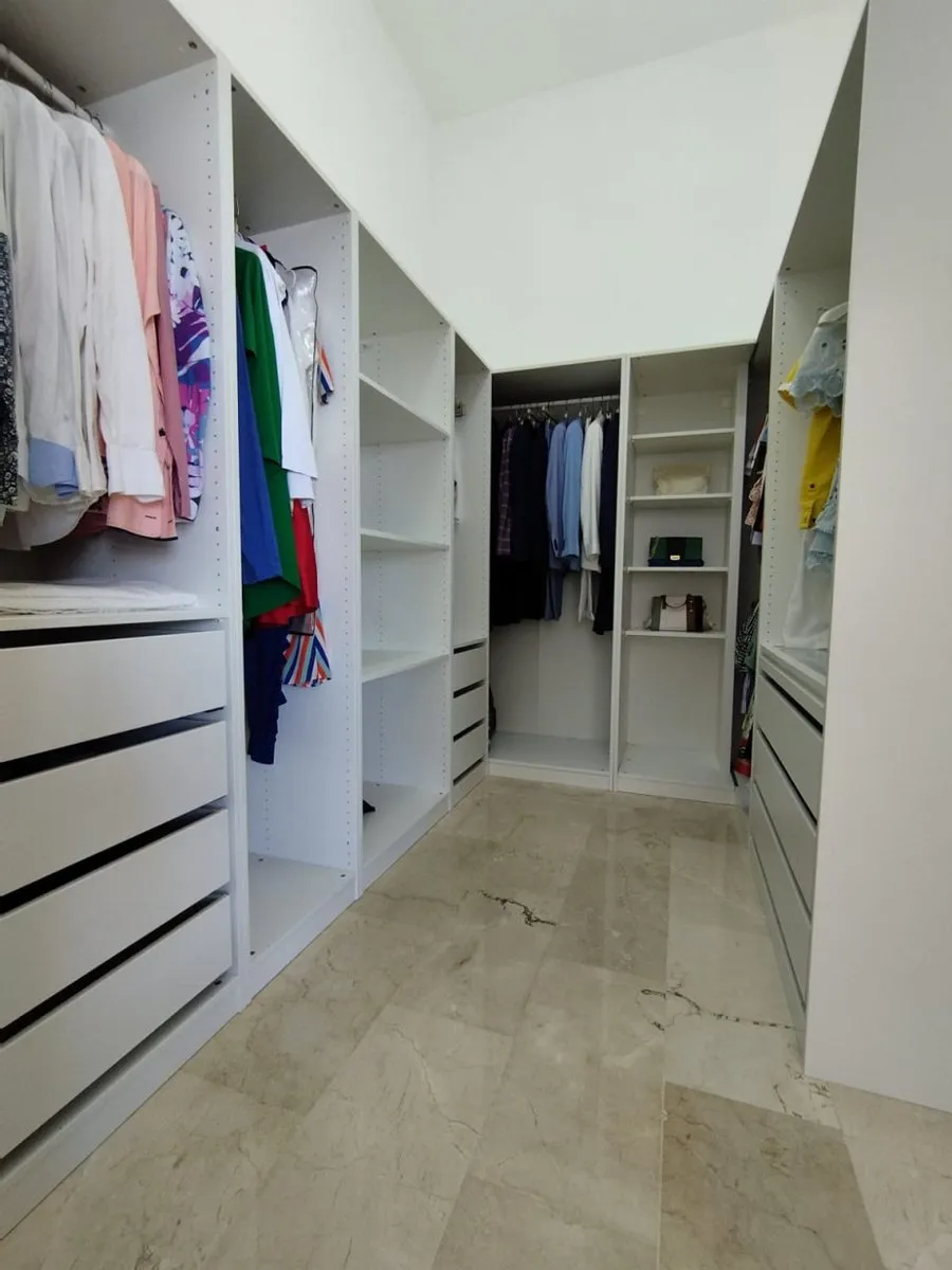 Luxury Apartment in Evaristo Morales, photo 8