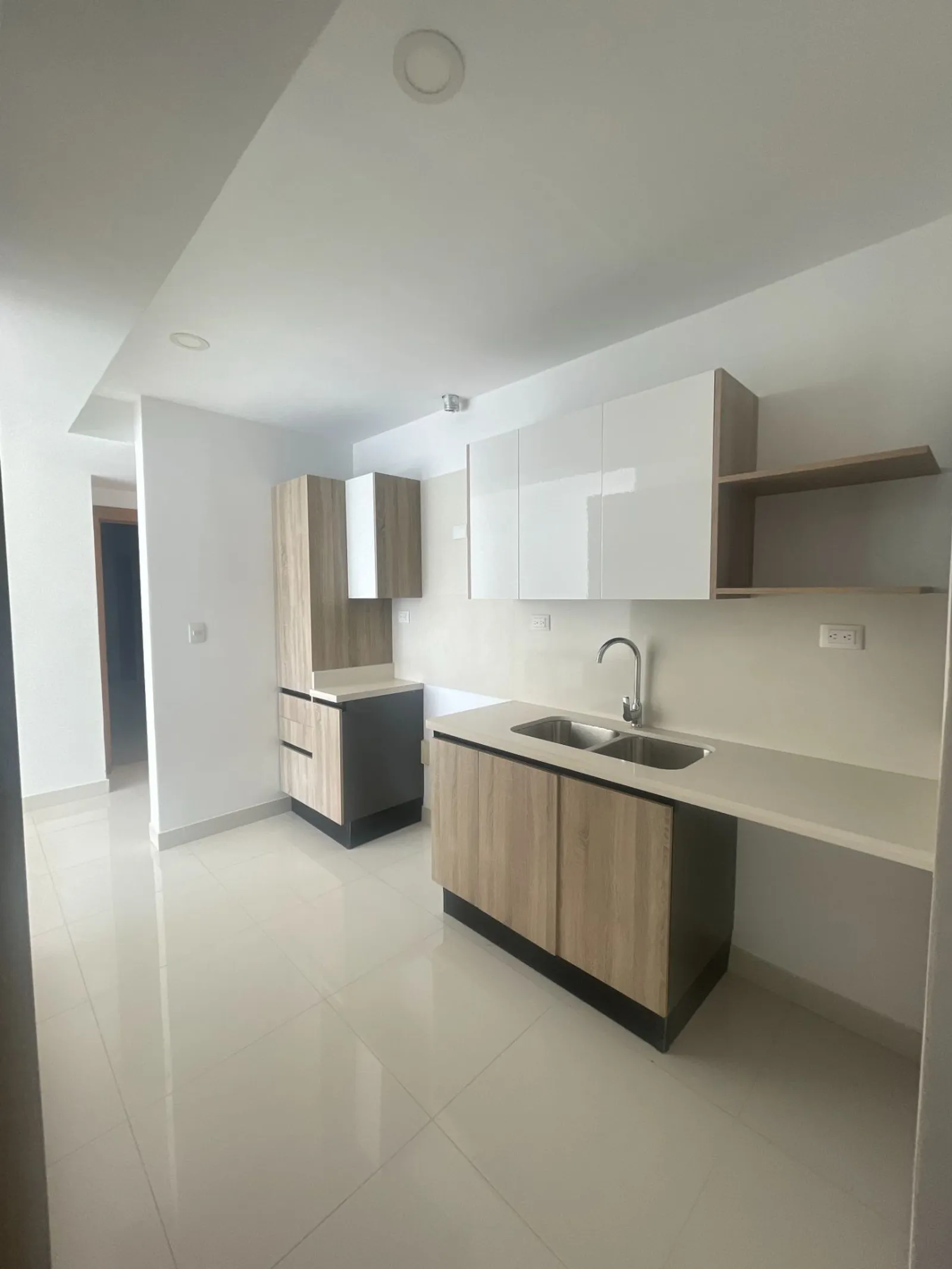 Modernes Apartment in Bella Vista, 2 Schlafzimmer, US$278,702.50, Foto 5