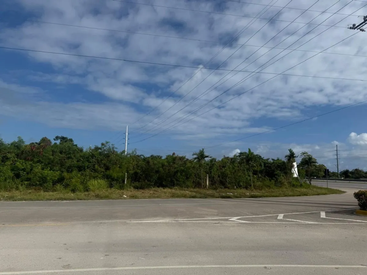 TERRENO STRATEGICO NEL CORRIDOIO IBEROSTAR BÁVARO, foto 4