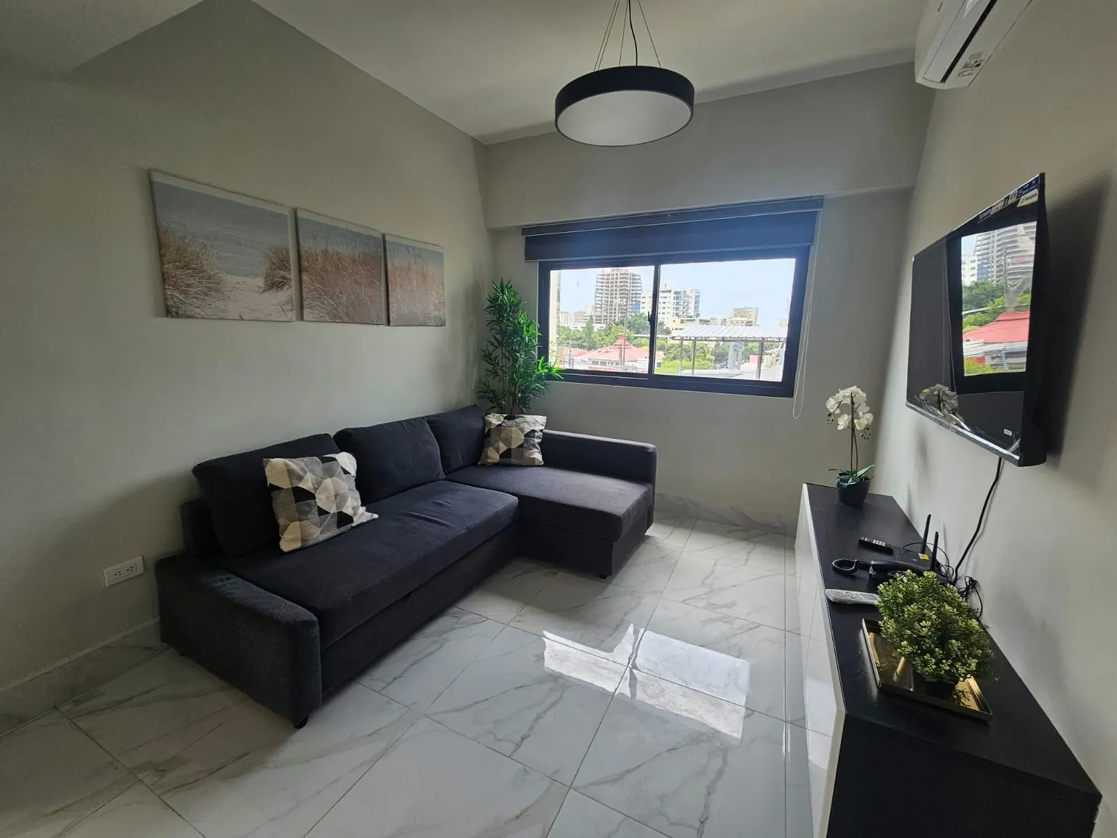 VENTA DE APARTAMENTO 4TO PISO EN ENSANCHE PIANTINI, foto 2