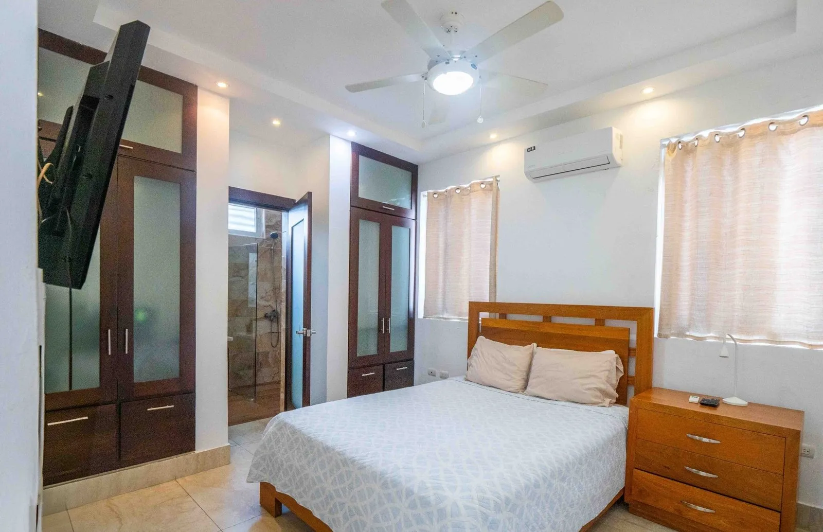 Inversión Segura en el Caribe: Villa de 4 Habitaciones en Sosúa Ocean Village, foto principal