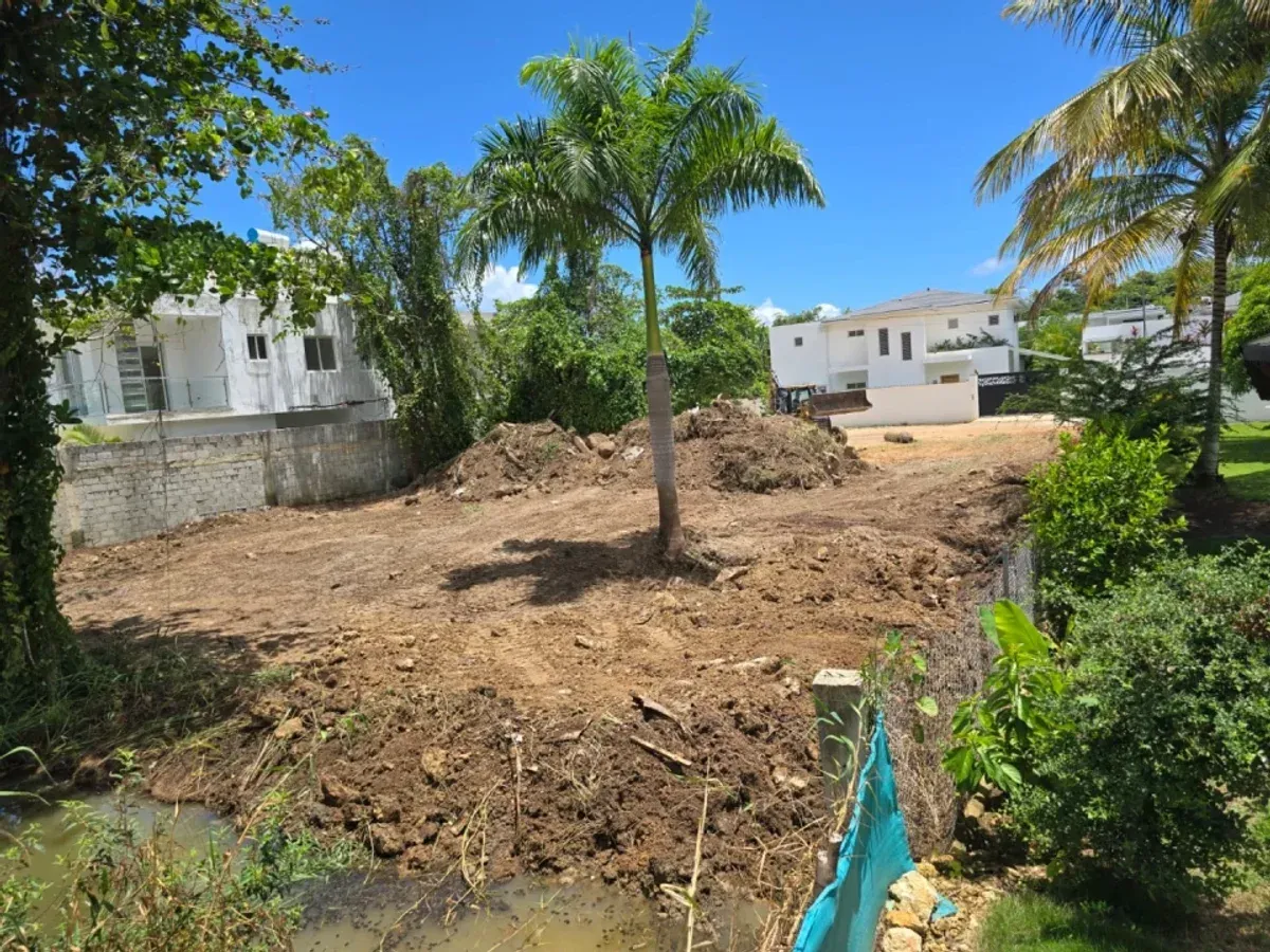 Land in Las Terrenas, 500m from the Beach, main photo