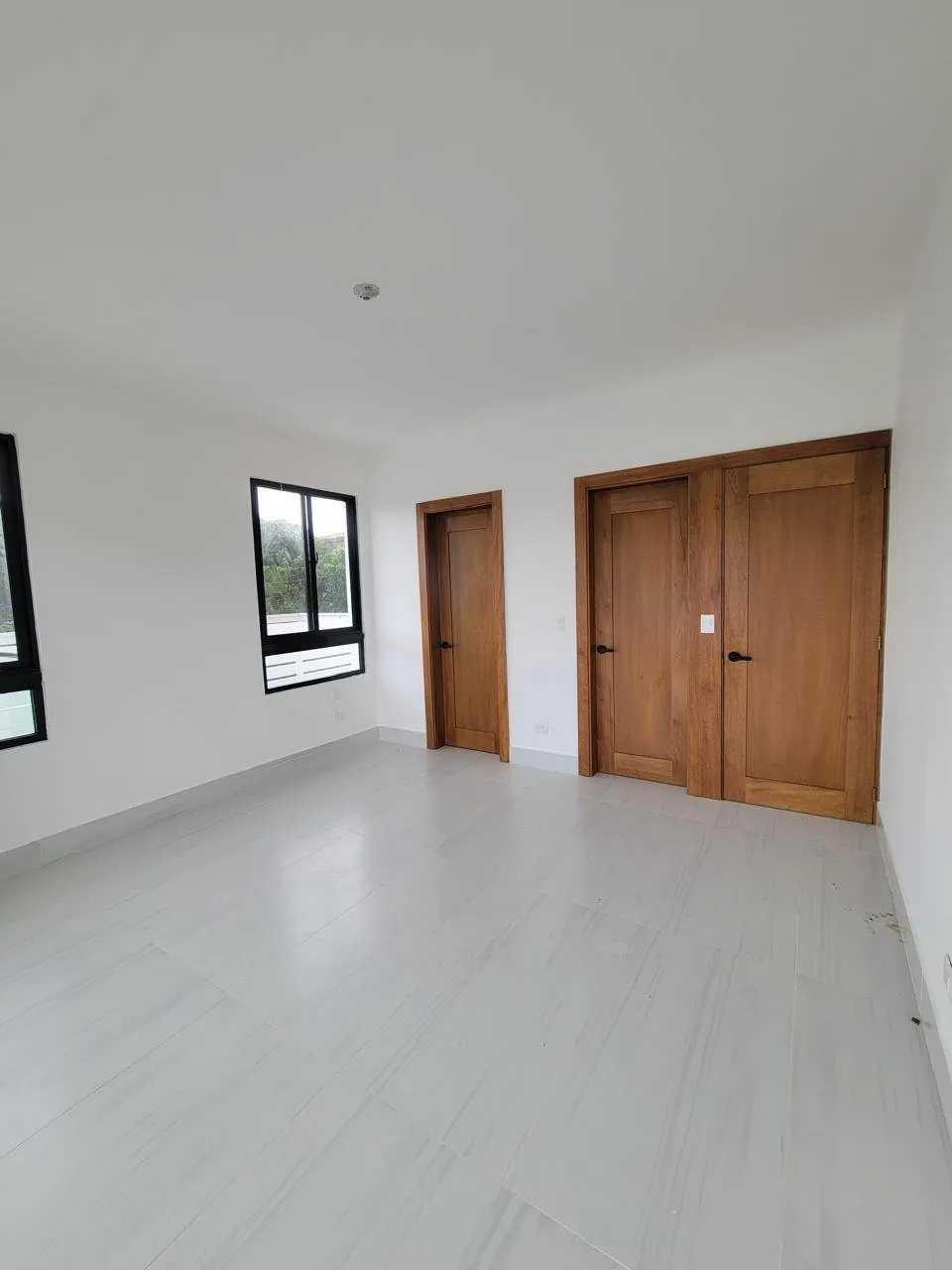 Moderno Apartamento de 3 Habitaciones con Amenidades Exclusivas en Torre Residencial, foto 9