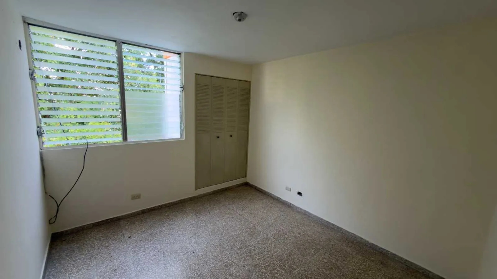 Classic 2-bedroom apartment, photo 13