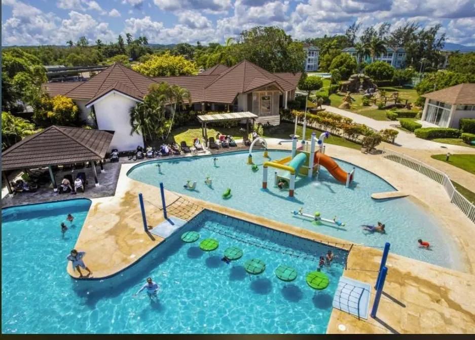 LUXUSVILLA ZUM VERKAUF IN SOSÚA, Foto 14