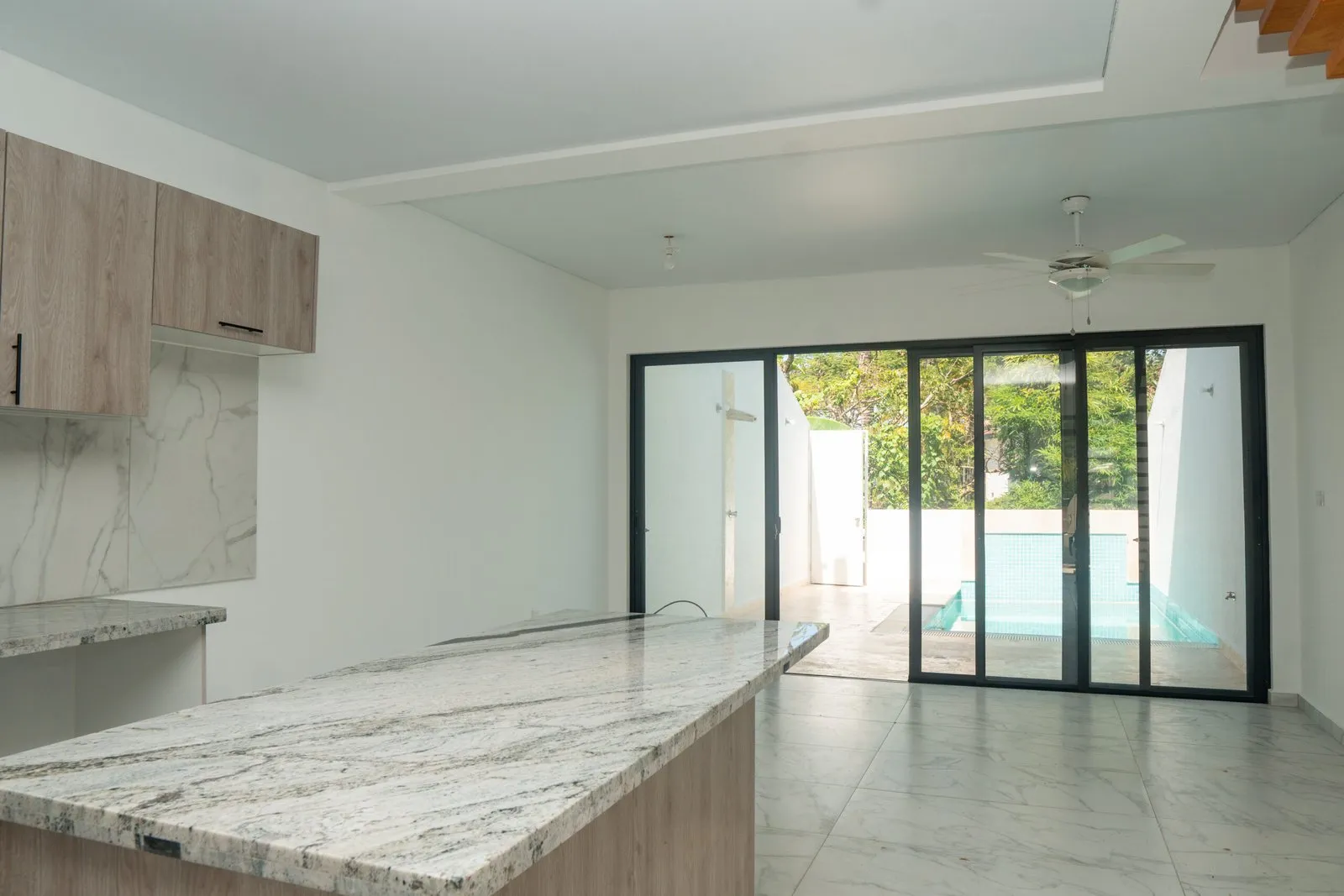 Traumhafter Townhouse: Modern, geräumig und mit privatem Swimmingpool, Foto 4