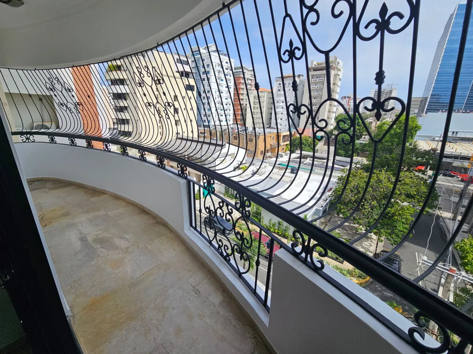 APARTMENT FOR SALE ON THE 5TH LEVEL IN ENSANCHE NACO, main photo