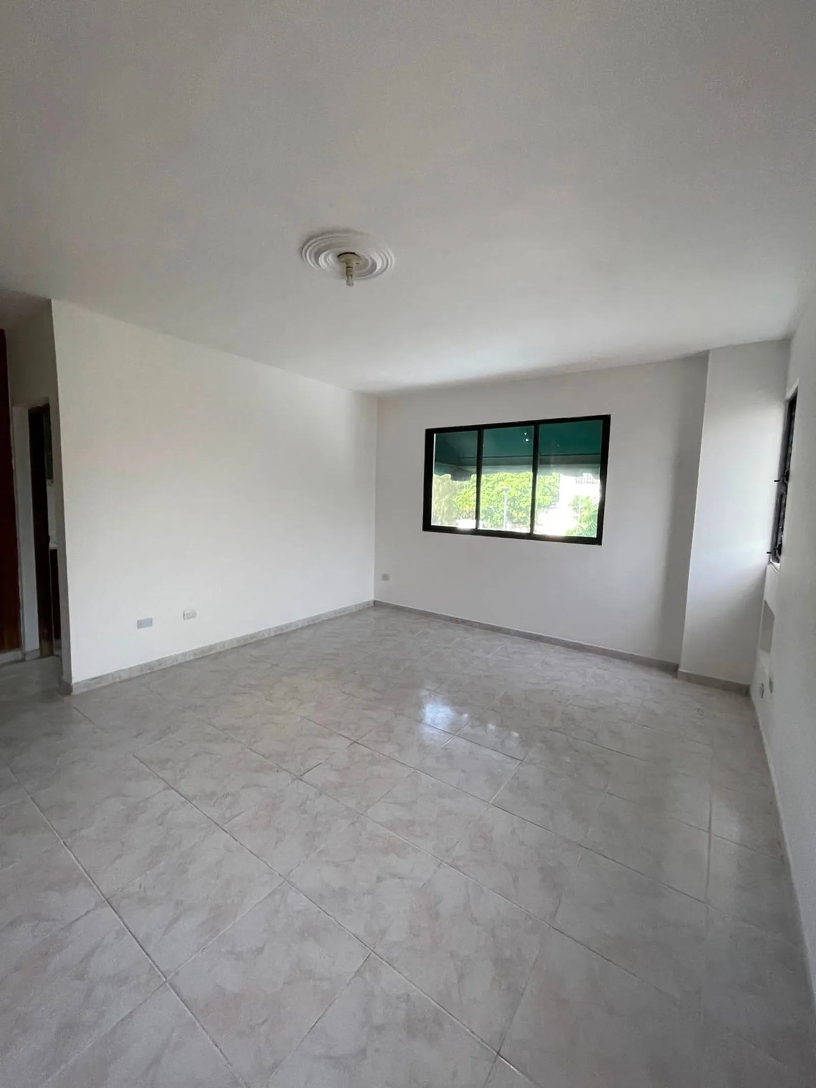 Klassisches Apartment in Piantini zum Verkauf, Foto 4
