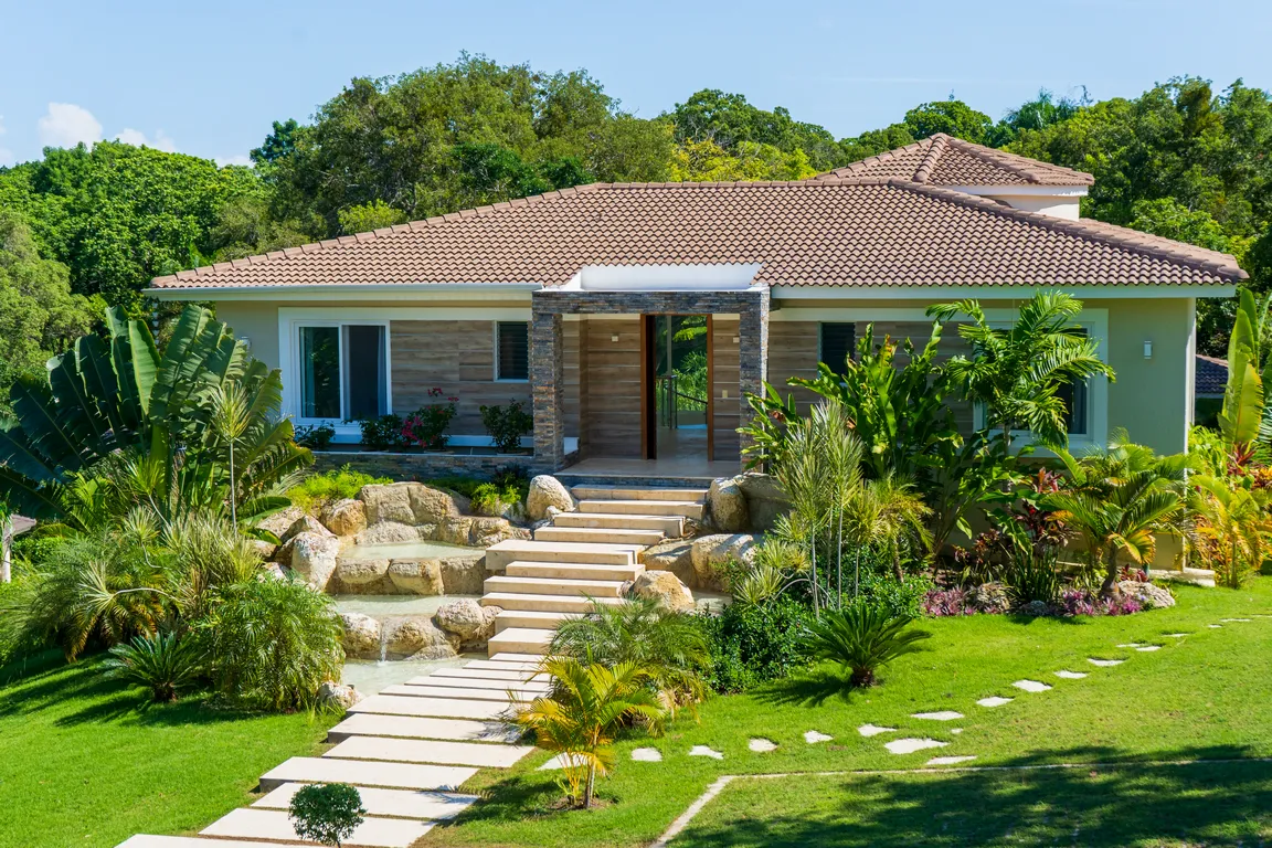 ZUM VERKAUF – 4 Schlafzimmer – EXKLUSIVE VILLA IM MODERNEN STIL –, Foto 2