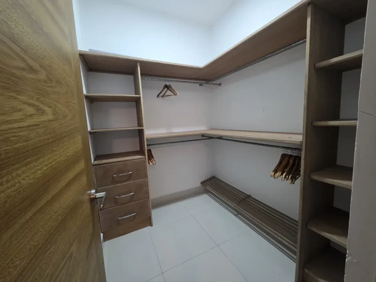 1 BEDROOM APARTMENT IN NACO, photo 9