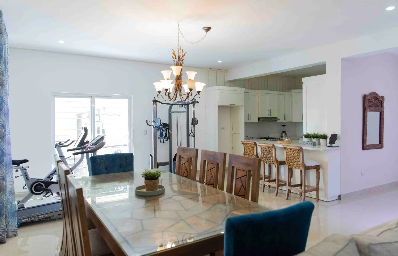 MAISON MODERNE À DEUX NIVEAUX DANS PROJET PRIVÉ – PUERTO PLATA, photo 6