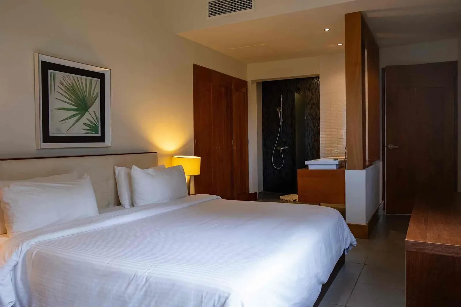 Exclusive Oceanfront Condominium in Ultravioleta Cabarete, photo 11