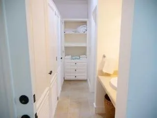 NEUE GELEGENHEIT – WOHNUNG MIT 3 SCHLAFZIMMERN AM MEER, Foto 2