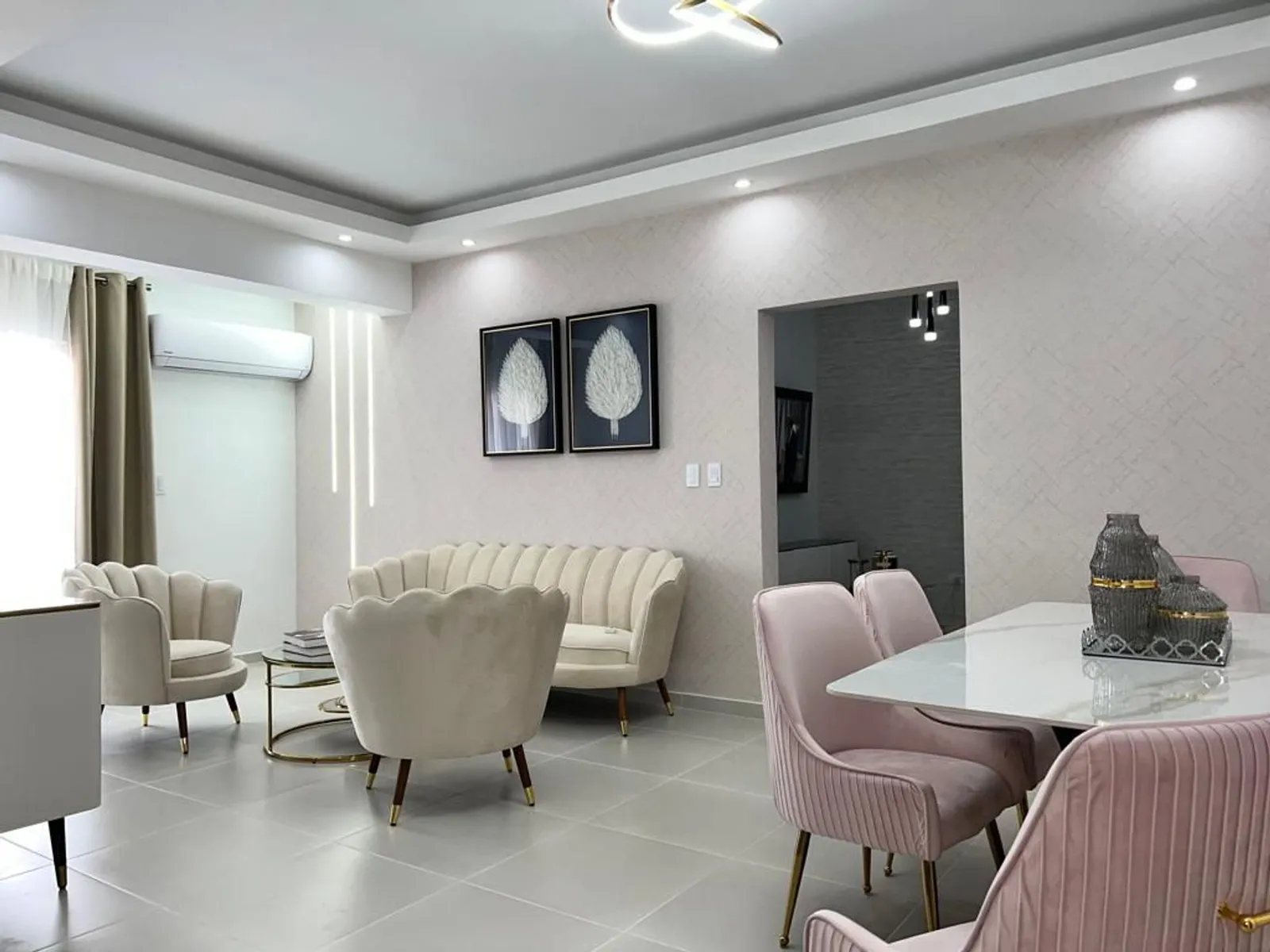 Apartamento en VENTA AMUEBLADO en ENSANCHE NACO, Hauptfoto