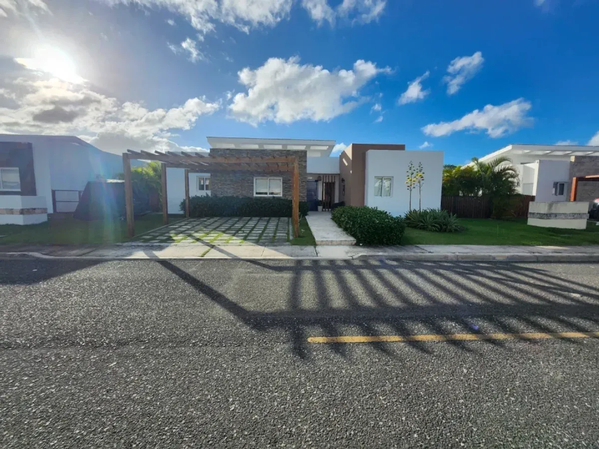 IMPECCABLE ONE-LEVEL HOUSE IN VISTA CANA, PUNTA CANA, main photo