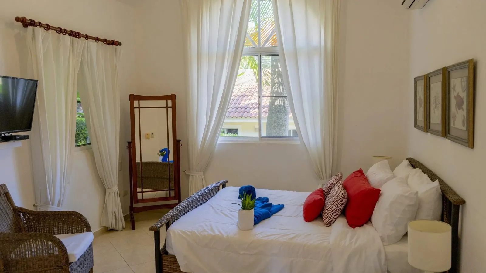 VILLA – 3HB – CON VISTA A LA PISCINA PRIVADA, foto 6