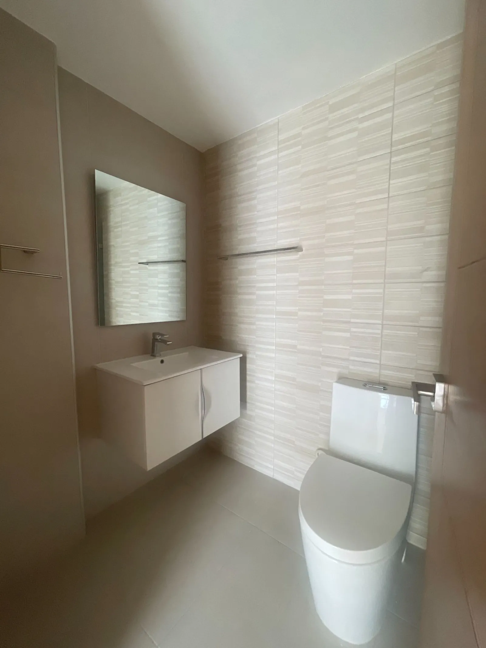 Modernes Apartment in Bella Vista, 2 Schlafzimmer, US$278,702.50, Foto 9
