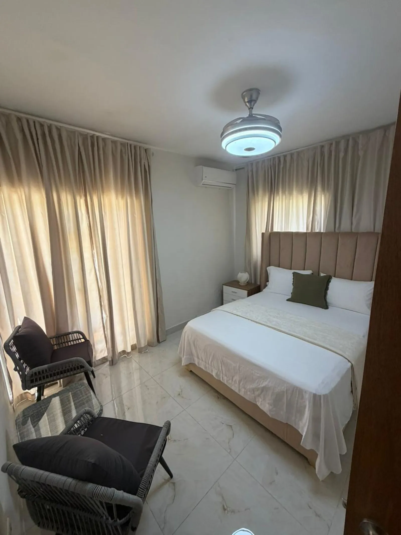 APPARTEMENT EN VENTE 2 CHAMBRES LA ROMANA, photo 5