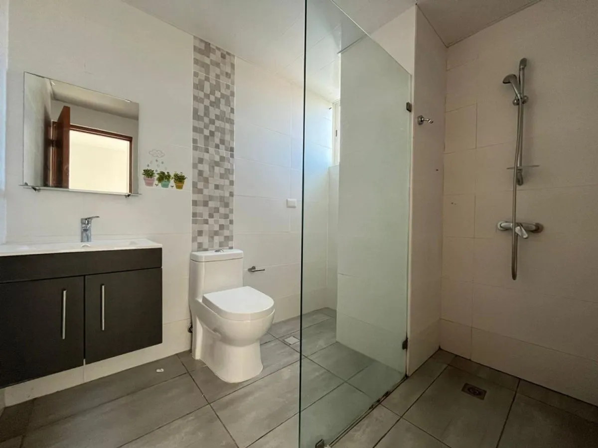 Apartment for Sale in Evaristo Morales, photo 3
