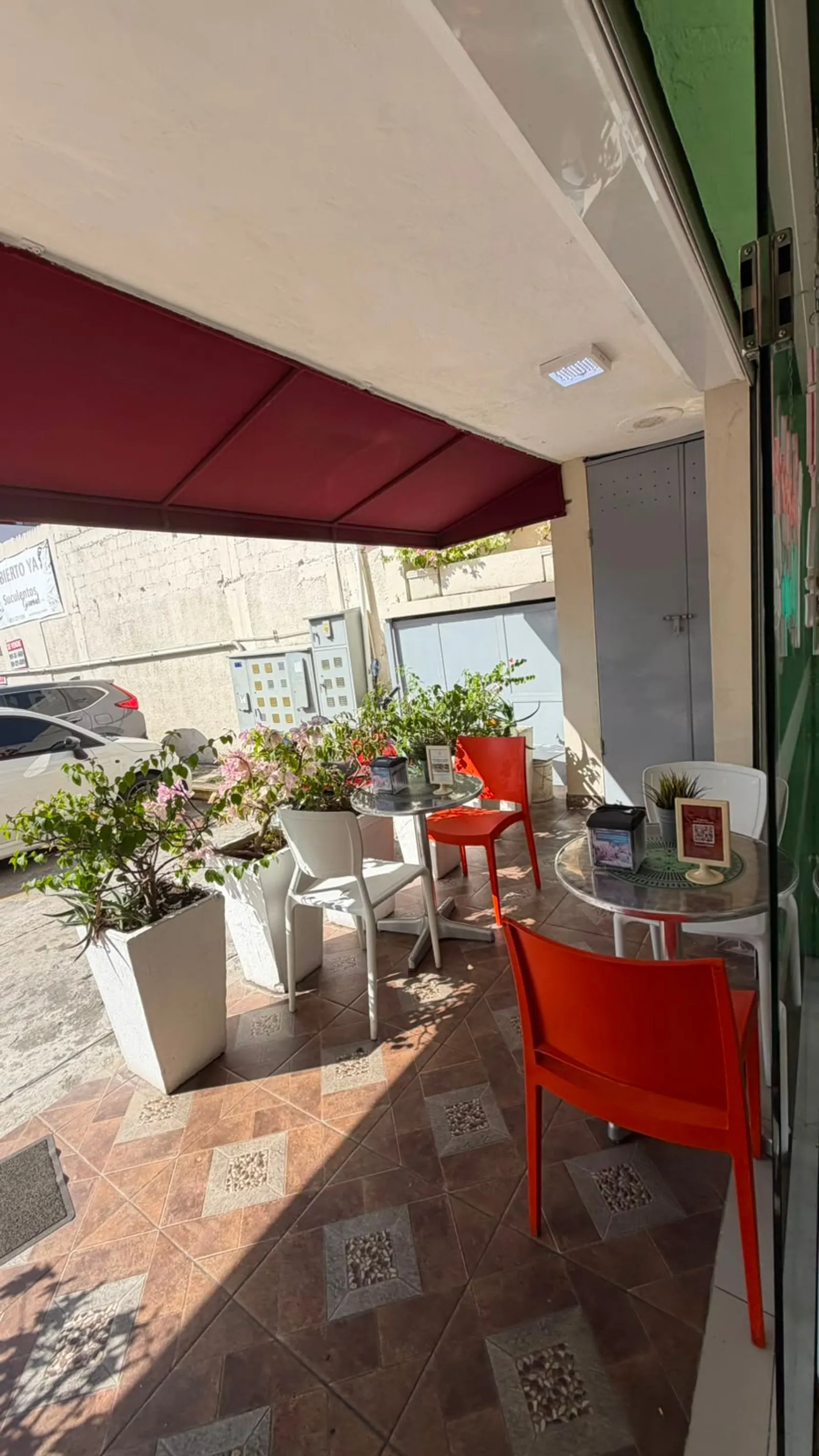 Local Para Negocio de Comida - Ensanche Paraíso, foto 4