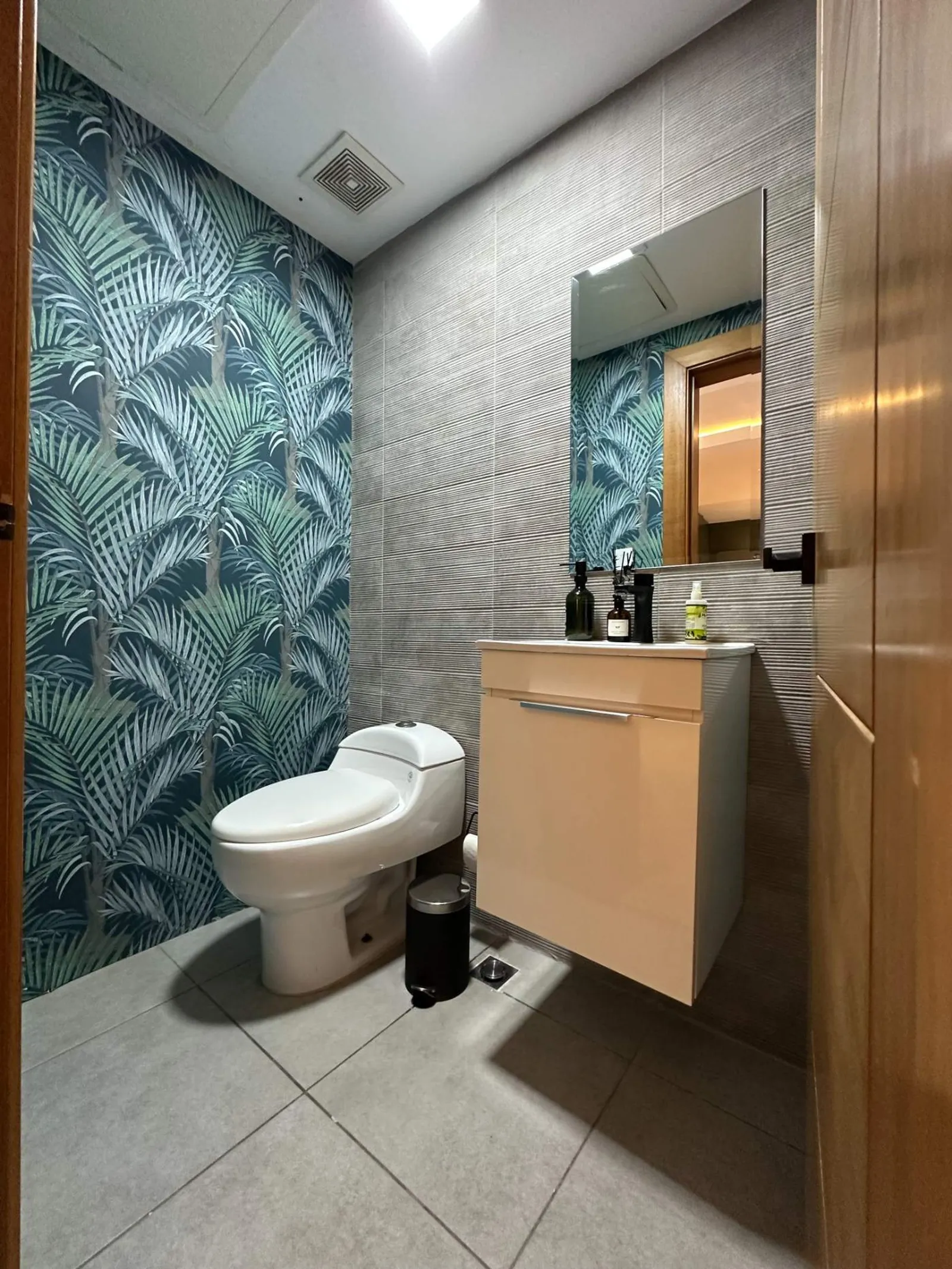 FURNISHED 2-BEDROOM APARTMENT FOR SALE, photo 6