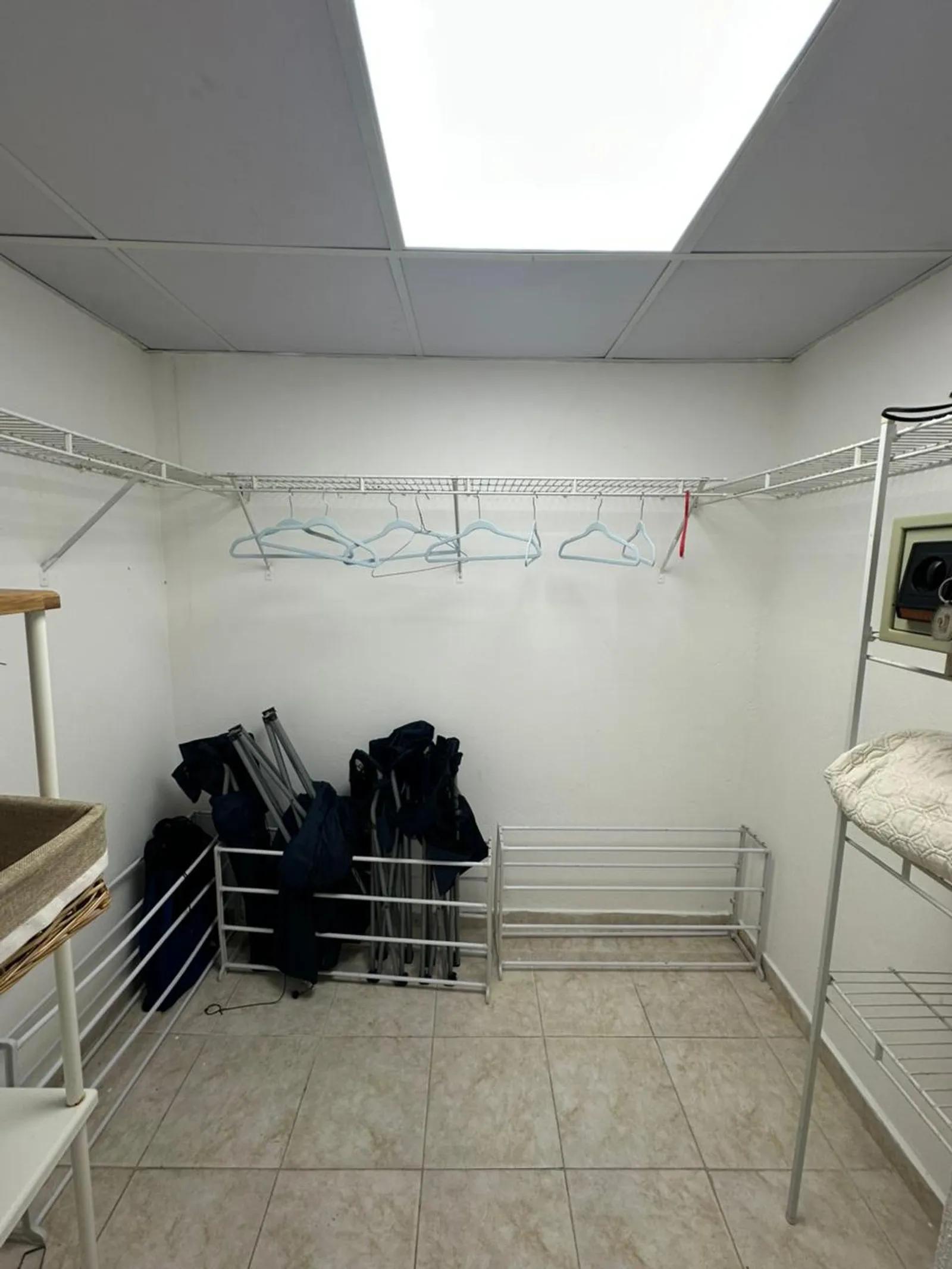 Appartement à Vendre et Louer à Carey Whitesands, photo 8