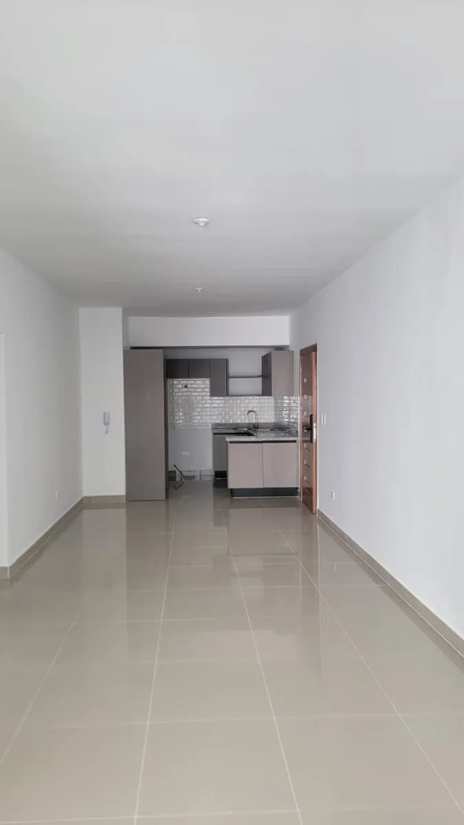 Apartment for Sale in the El Millón Sector, photo 2