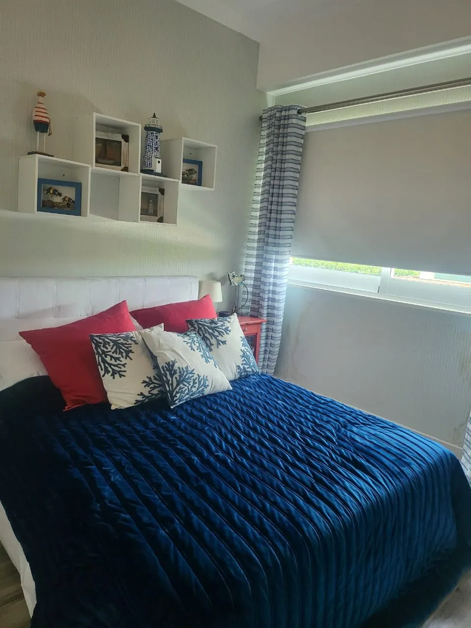 EN VENTA – ESPECTACULAR APARTAMENTO FRENTE AL MAR Y CON PISCINA DISPONIBLE, foto 2