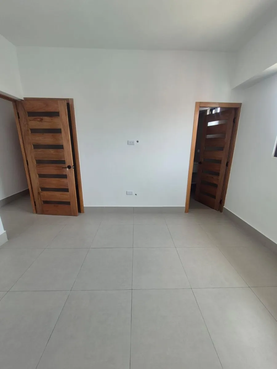 Apartamento en venta en el sector Evariso Morales, foto 3