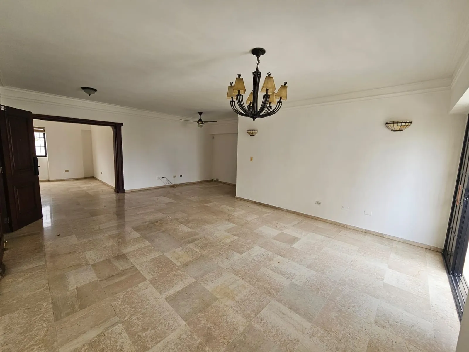 APARTMENT FOR SALE ON THE 5TH LEVEL IN ENSANCHE NACO, photo 2