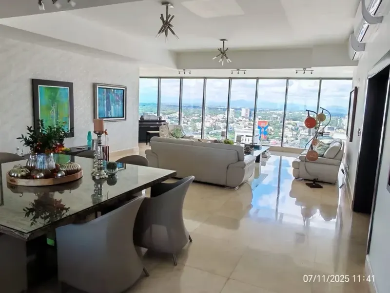 Möbliertes Penthouse in Piantini, Santo Domingo, USD$ 1,600,000