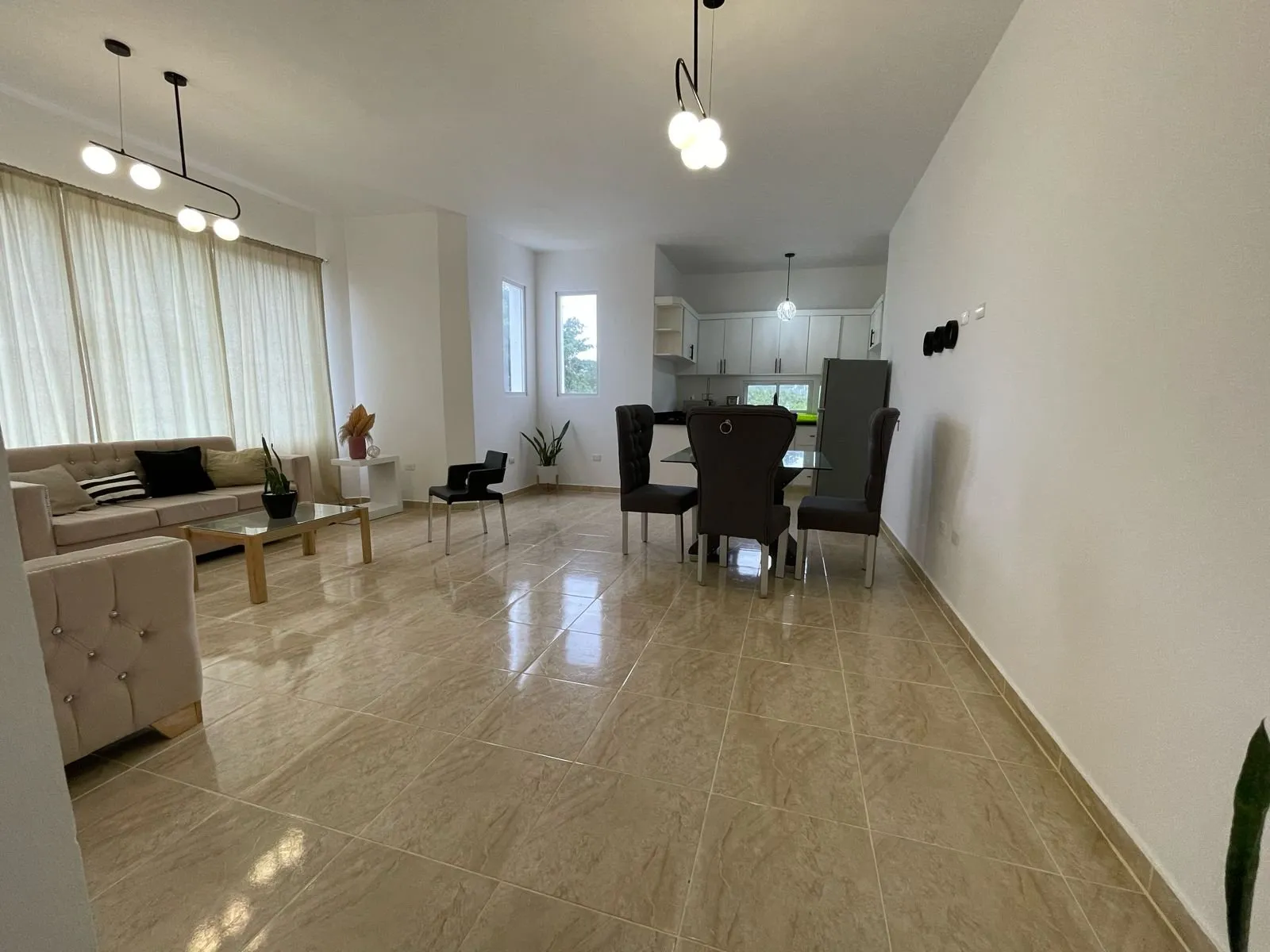 4 ENCANTADORES APARTAMENTOS EN VENTA EN SOSUA, foto 2