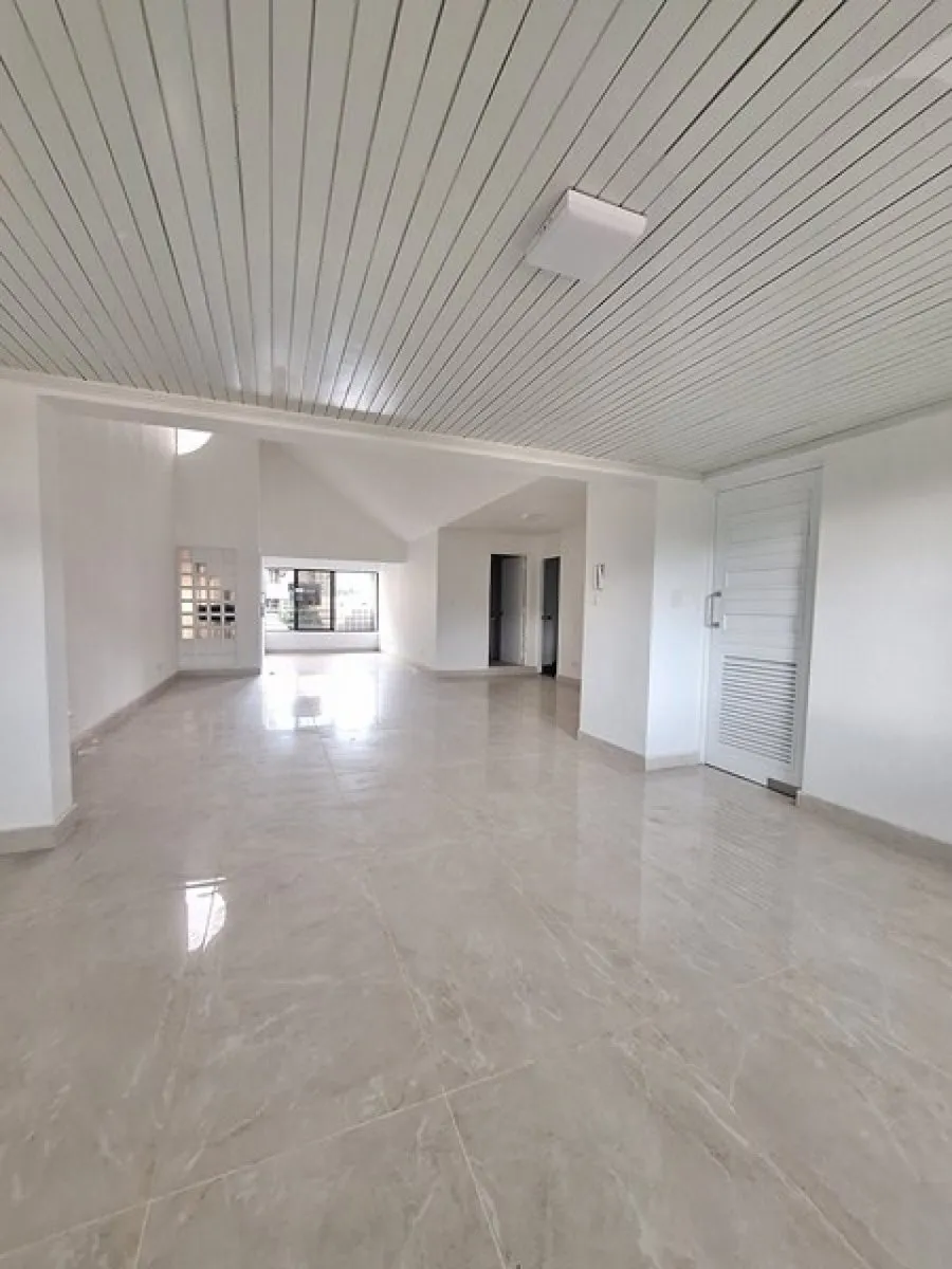 Apartment zum Verkauf in Evaristo Morales, Foto 2