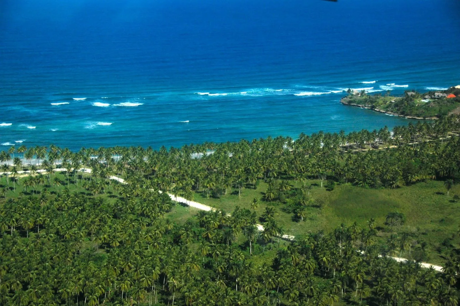 TERRAIN DISPONIBLE EN FRONT DE MER – CABRERA, photo 3