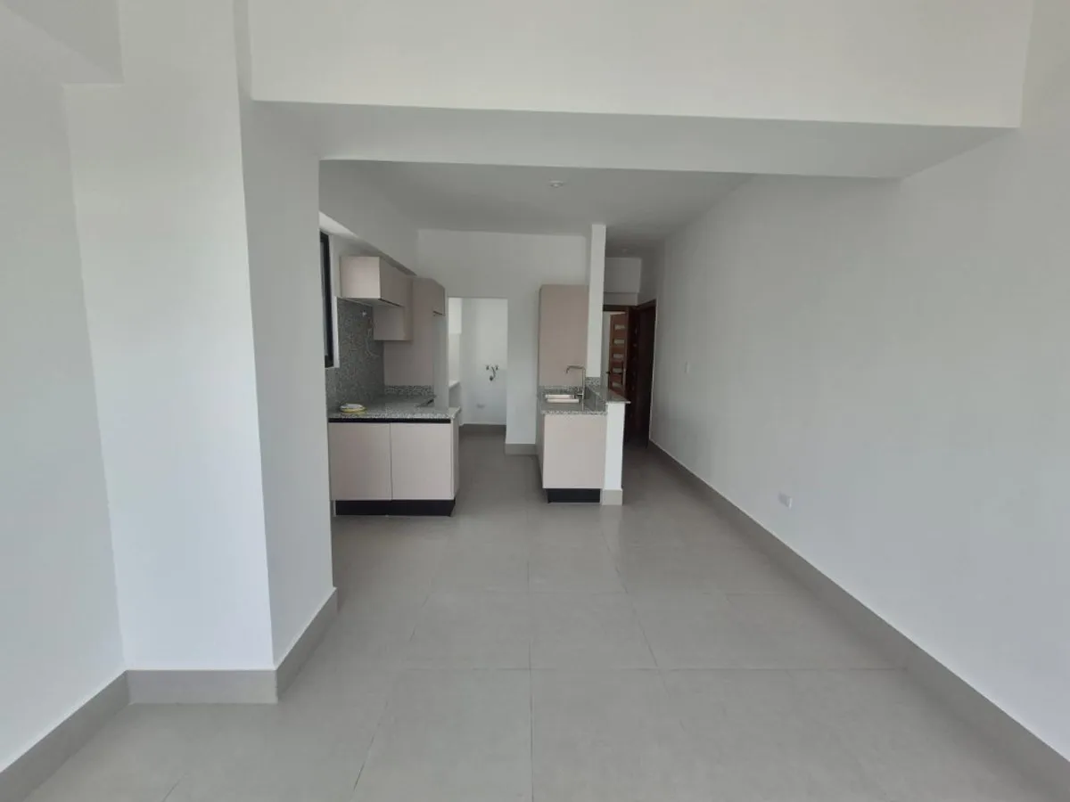 Apartamento en venta en el sector Evaristo Morales, foto 4